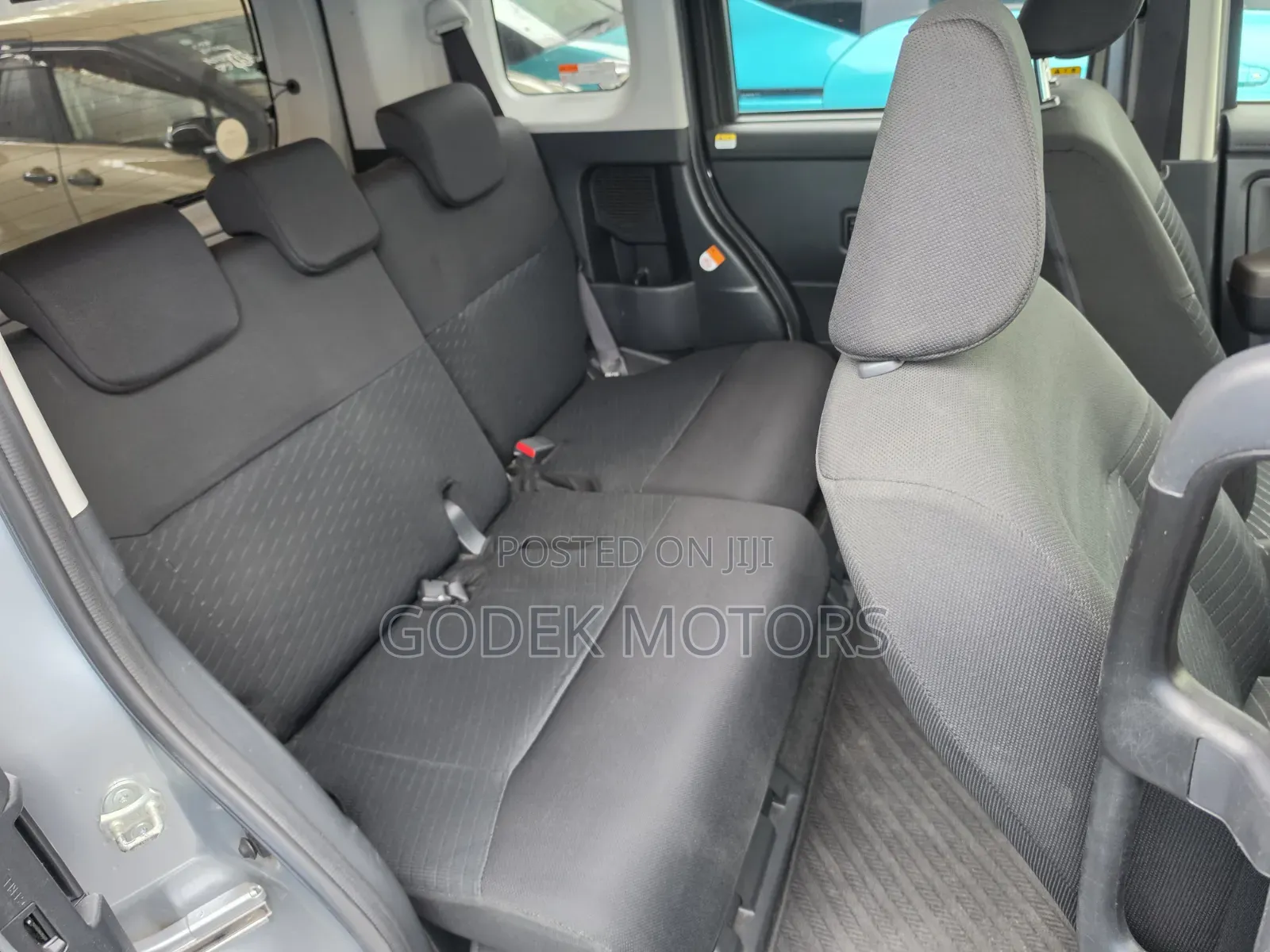 Toyota Tank 2019 Silver