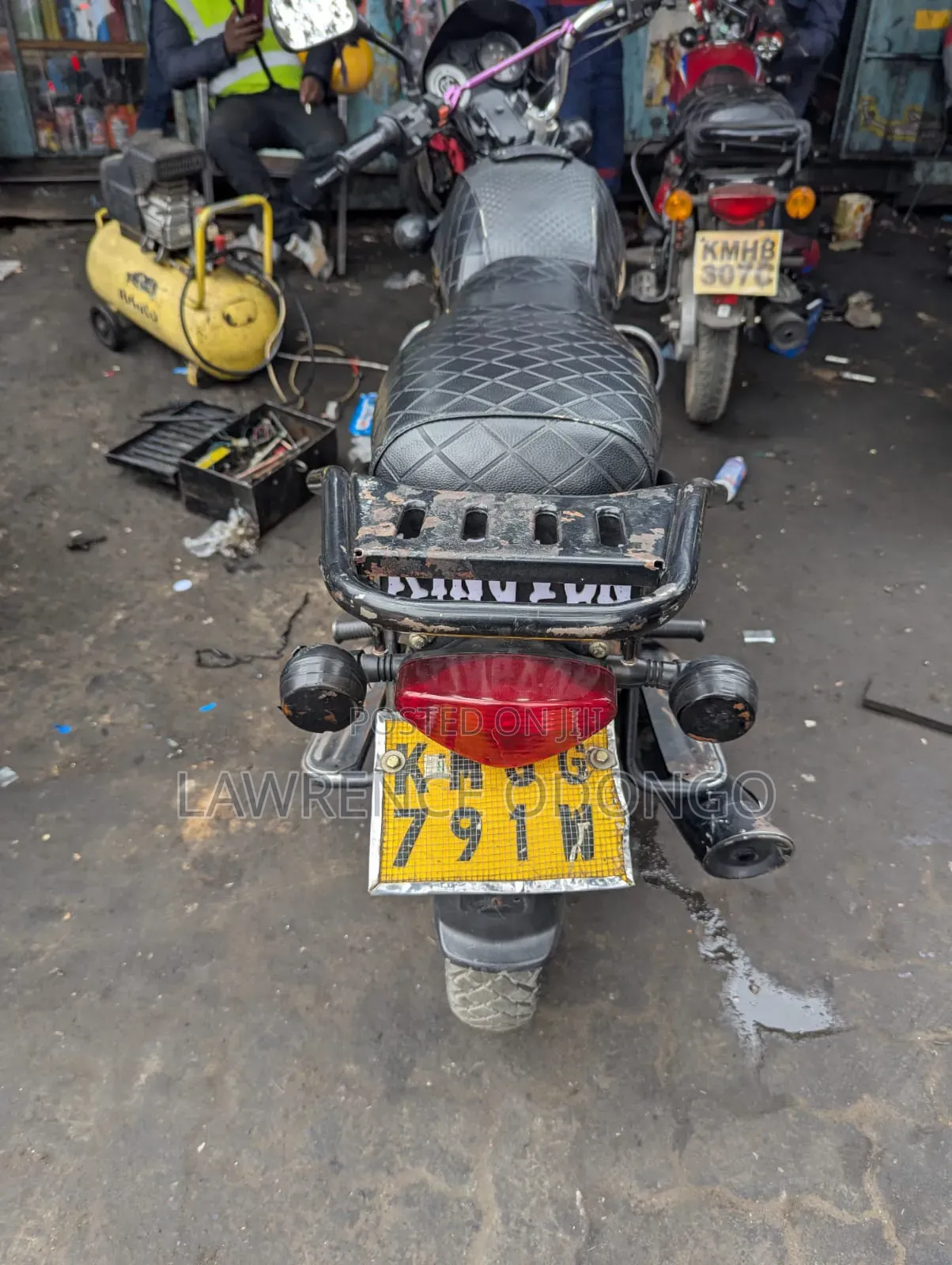 Bajaj Boxer 150 UG 2024 Black