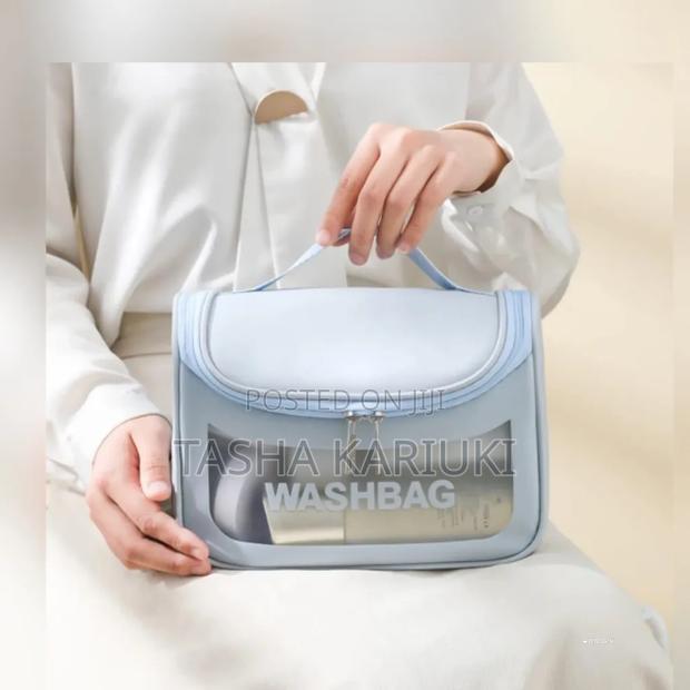 Portable Cosmetic Bag - thumbnail 2