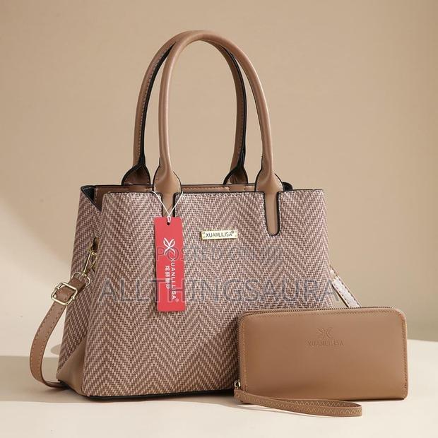 Classy Handbags - thumbnail 6