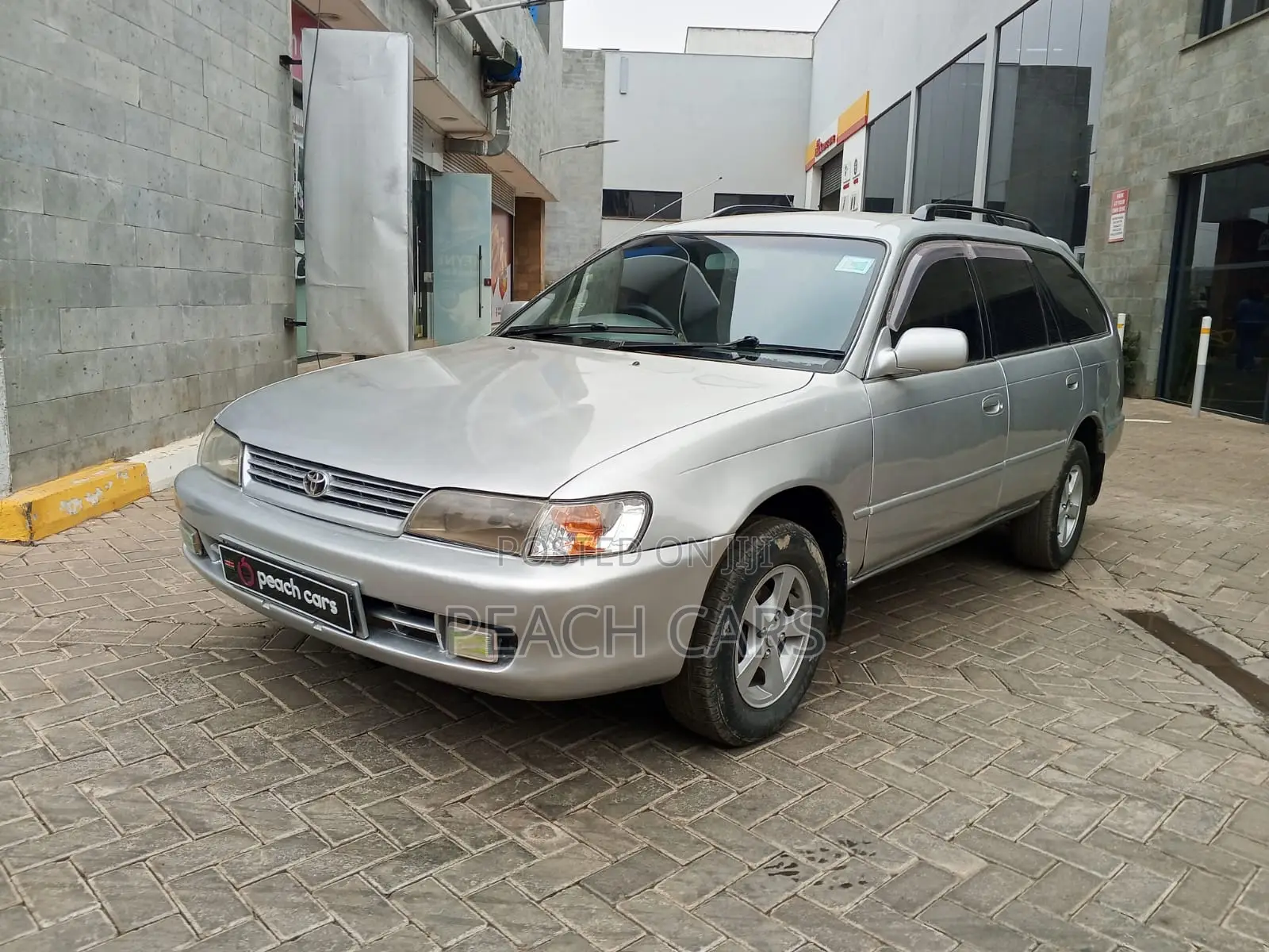 Toyota Corolla 1998 Silver