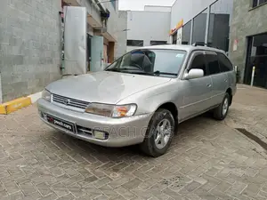 Toyota Corolla 1998 Silver