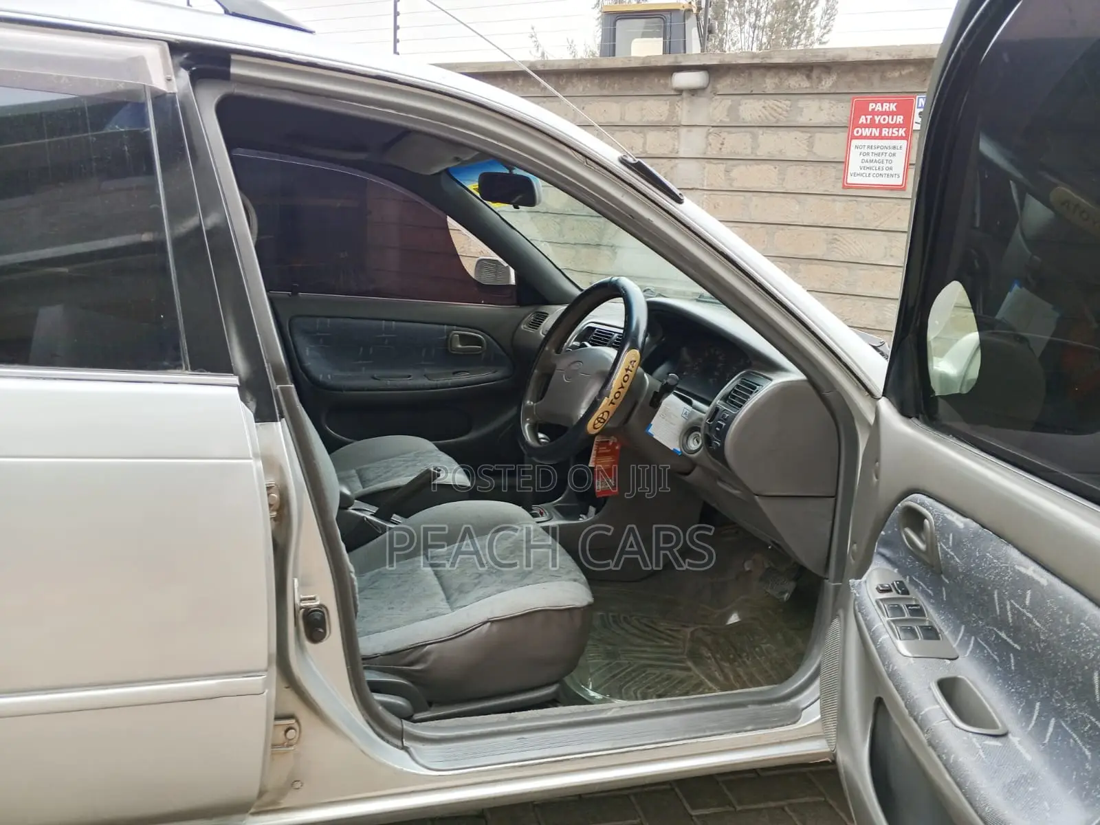 Toyota Corolla 1998 Silver