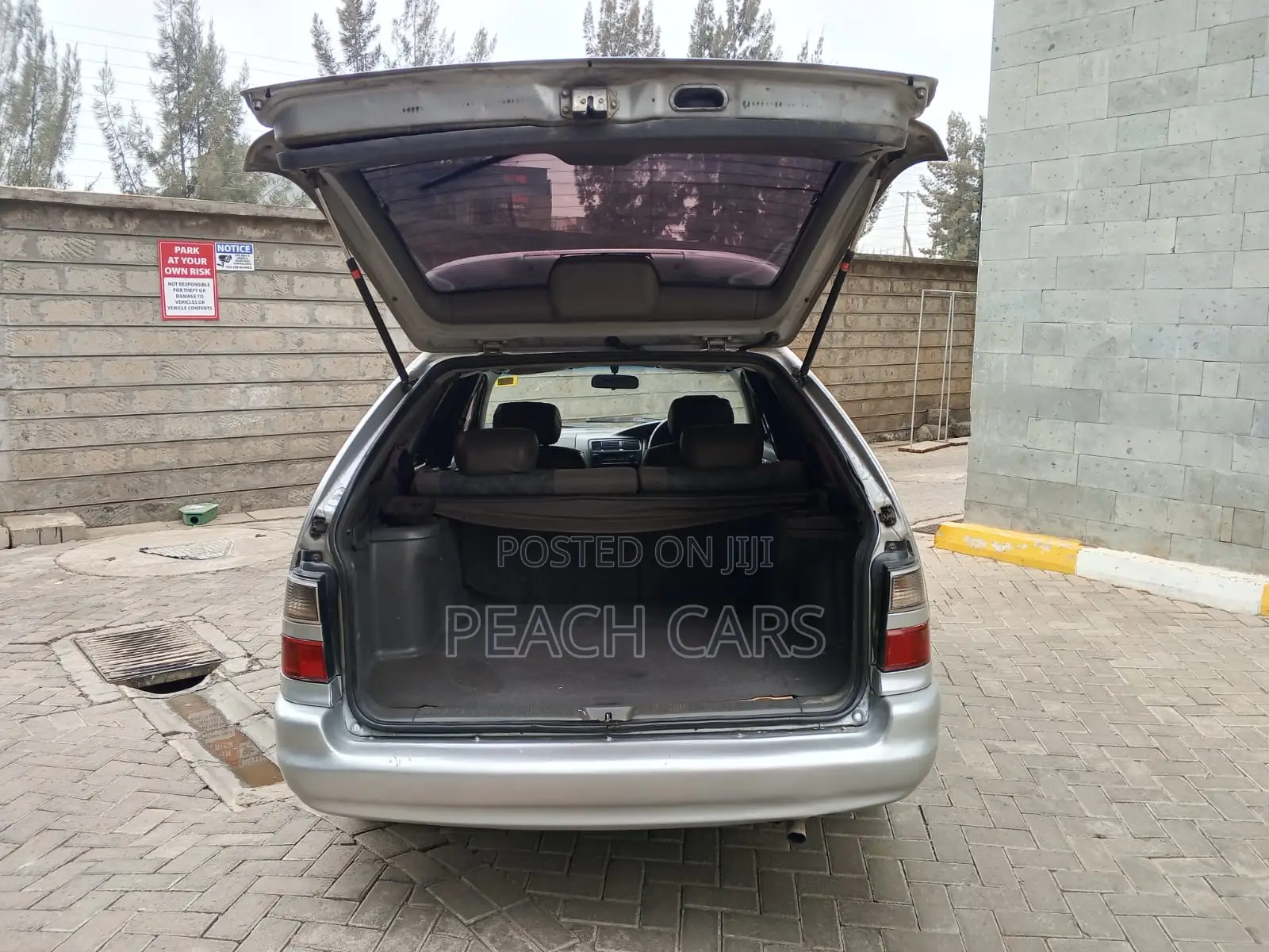 Toyota Corolla 1998 Silver
