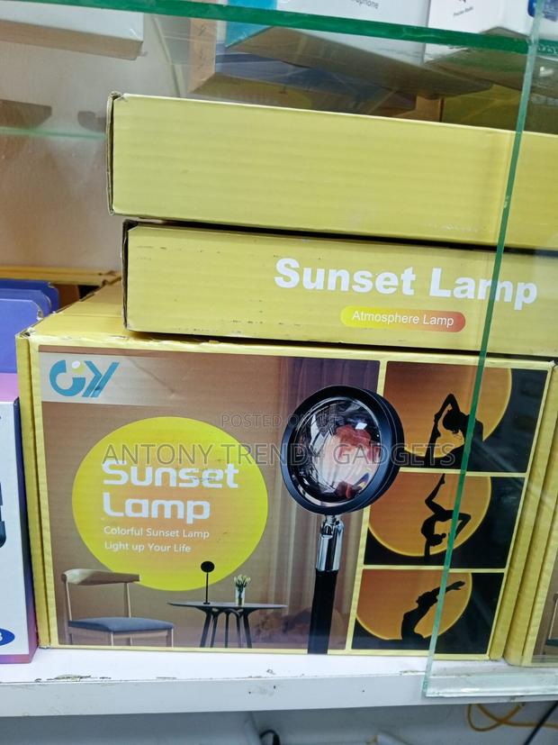 360° Rotating Sunset Projection Light With Remote Control - main view