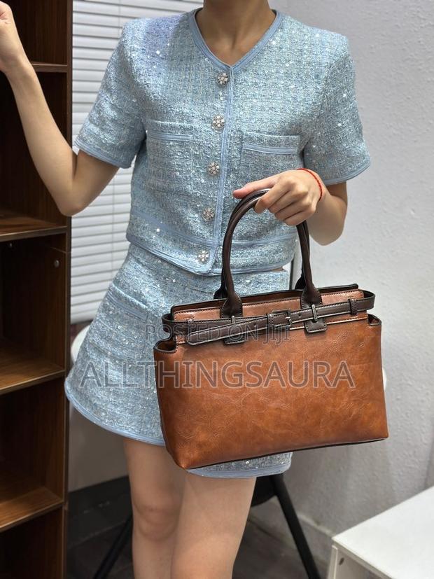 Classy Handbags - thumbnail 11