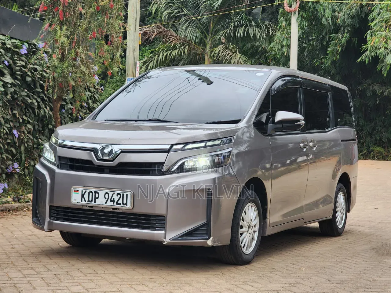 Toyota Voxy 2018 Brown