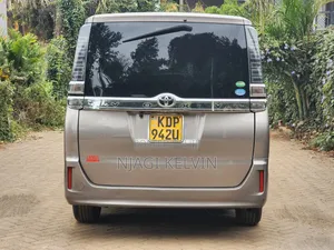 Toyota Voxy 2018 Brown