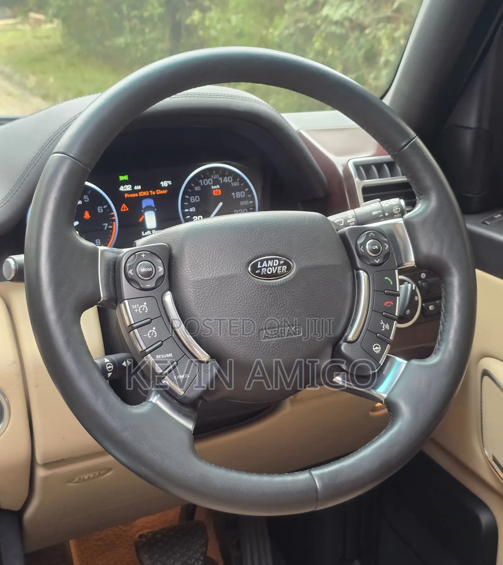 Land Rover Range Rover Vogue 2010 Gray