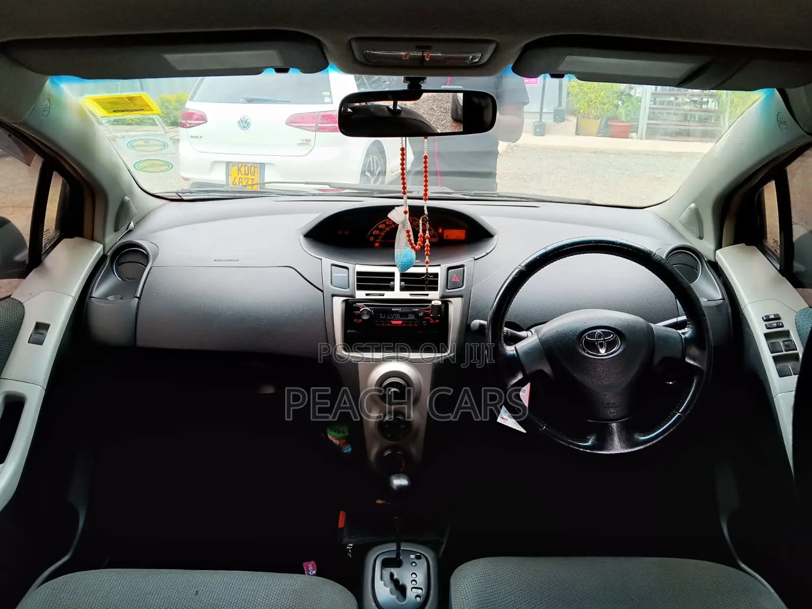 Toyota Vitz 2009 Green