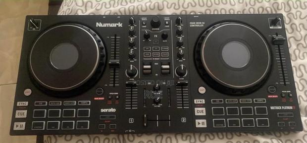 Numark Mixtrack Platinum FX DJ Controller – Excellent Condition - thumbnail 2