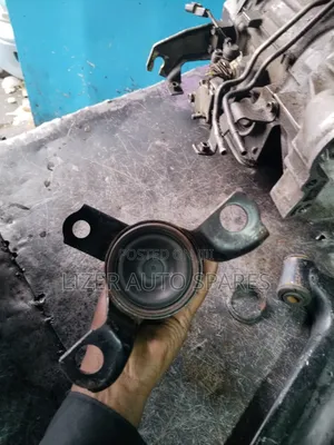 Engine Mounting Demio