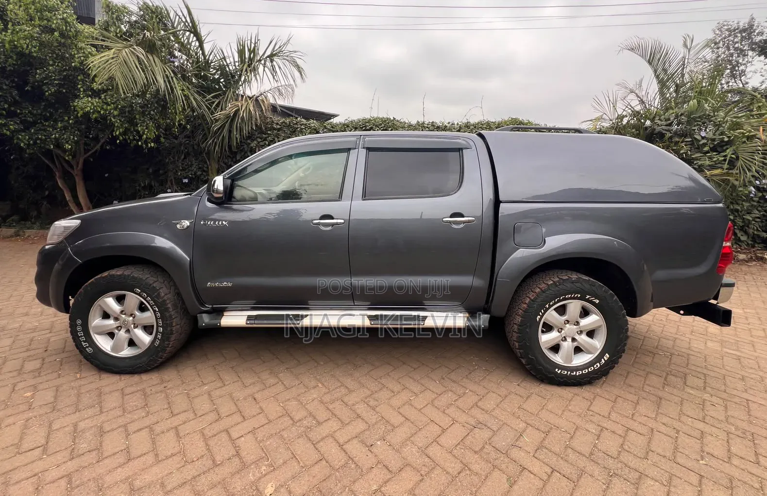 Toyota Hilux 3.0 D-4D 4x4 2012 Gray