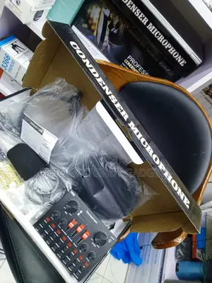 BM800 Studio Condenser Microphone With V8 Audio Sound Card