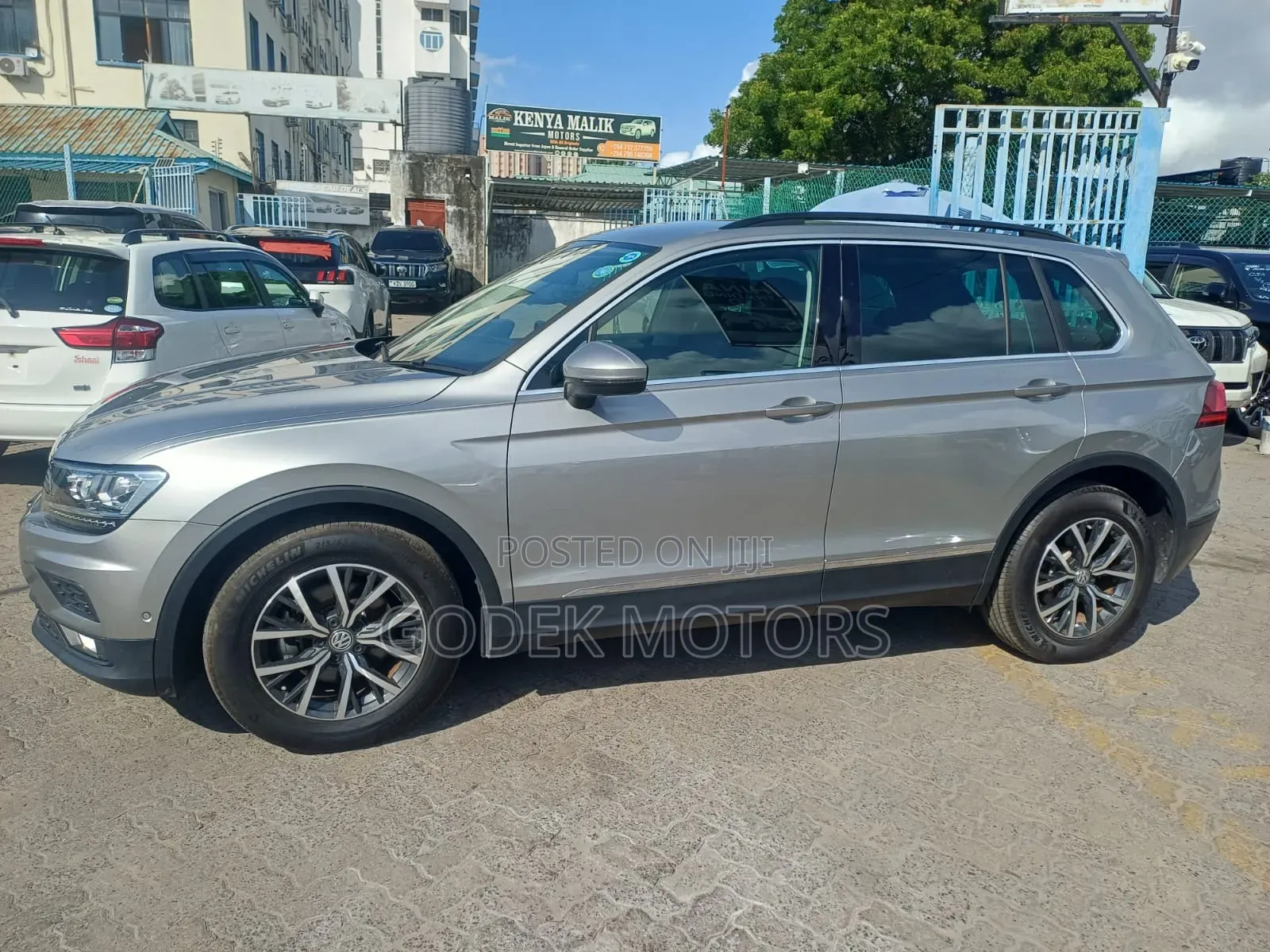 Volkswagen Tiguan 2019 Silver