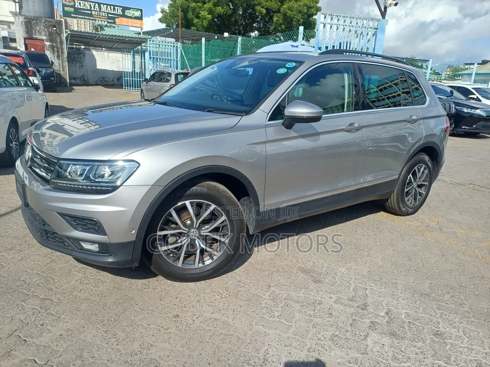 Volkswagen Tiguan 2019 Silver