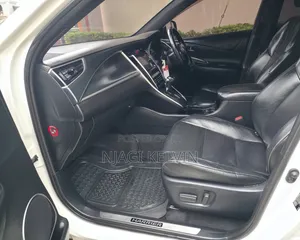 Toyota Harrier 2.0 2016 White
