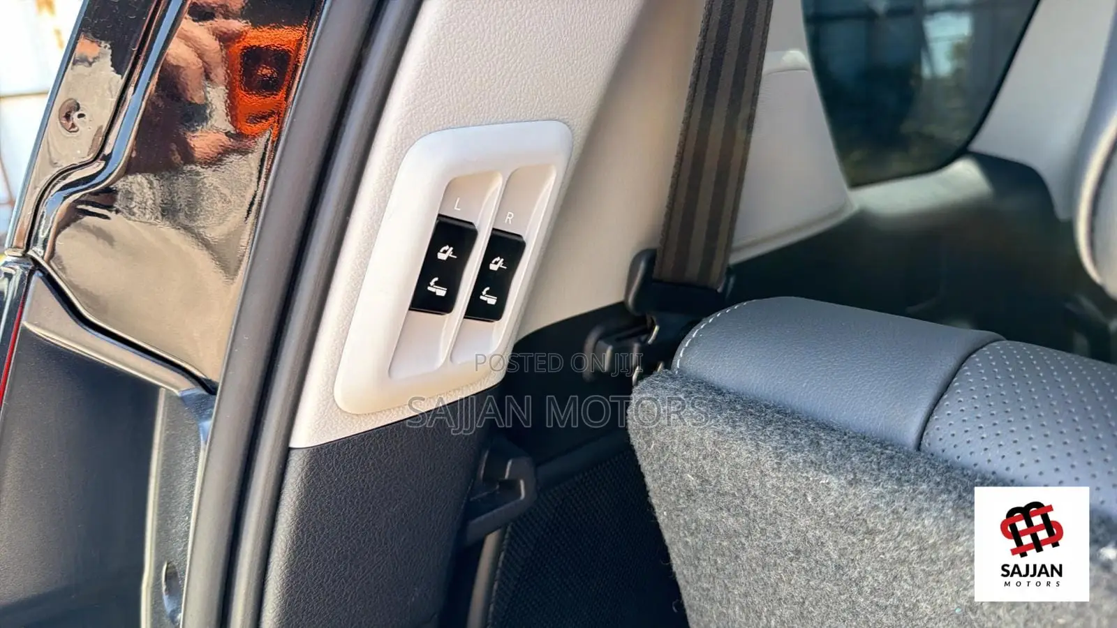 Toyota Land Cruiser Prado 2.8 2021 Black