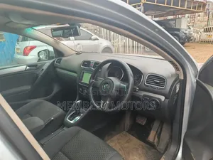 Volkswagen Golf 2012 Silver