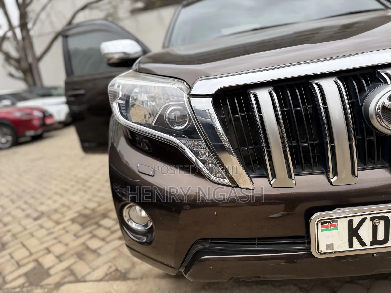 Toyota Land Cruiser Prado 2017 Brown
