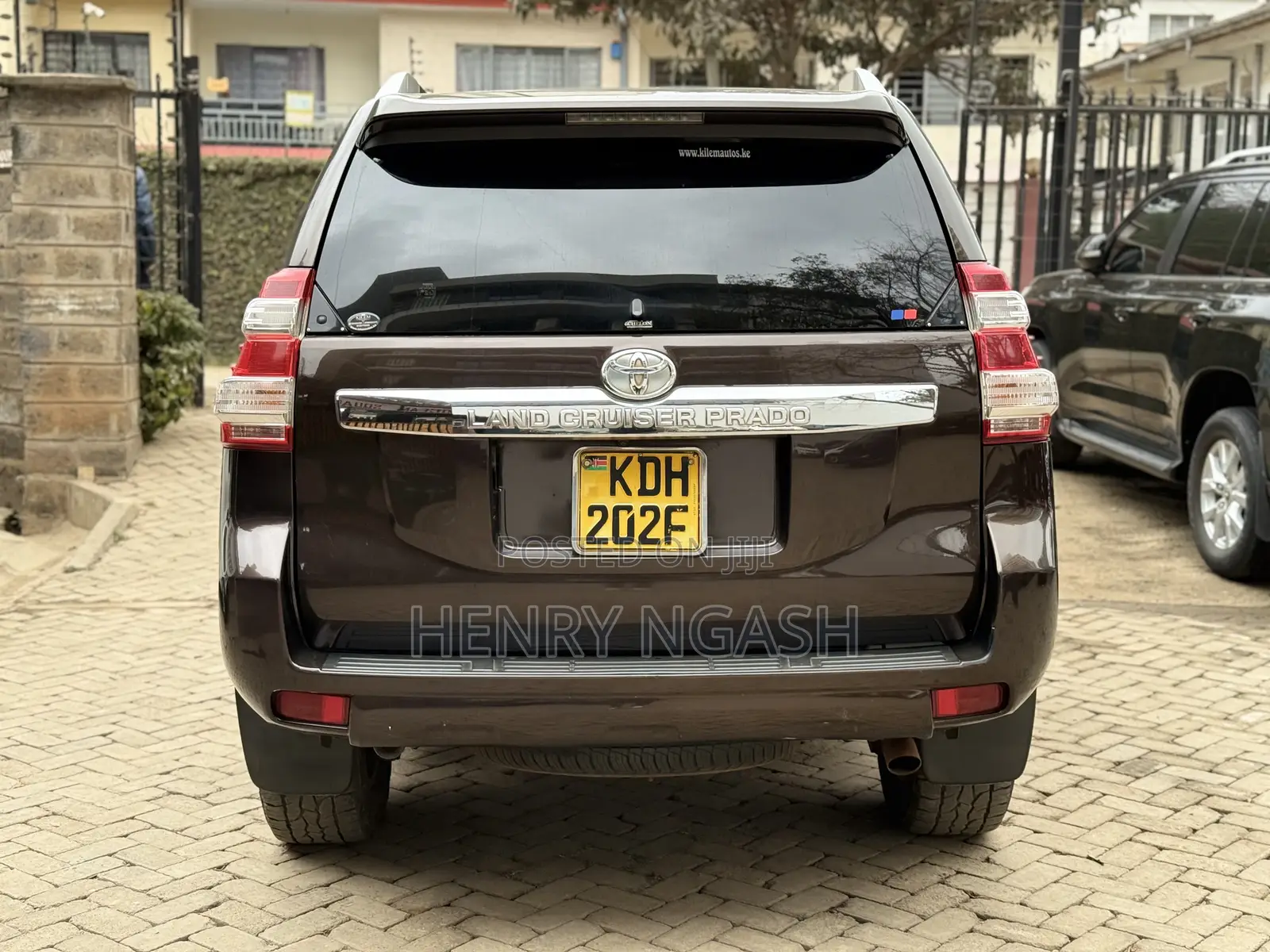 Toyota Land Cruiser Prado 2017 Brown