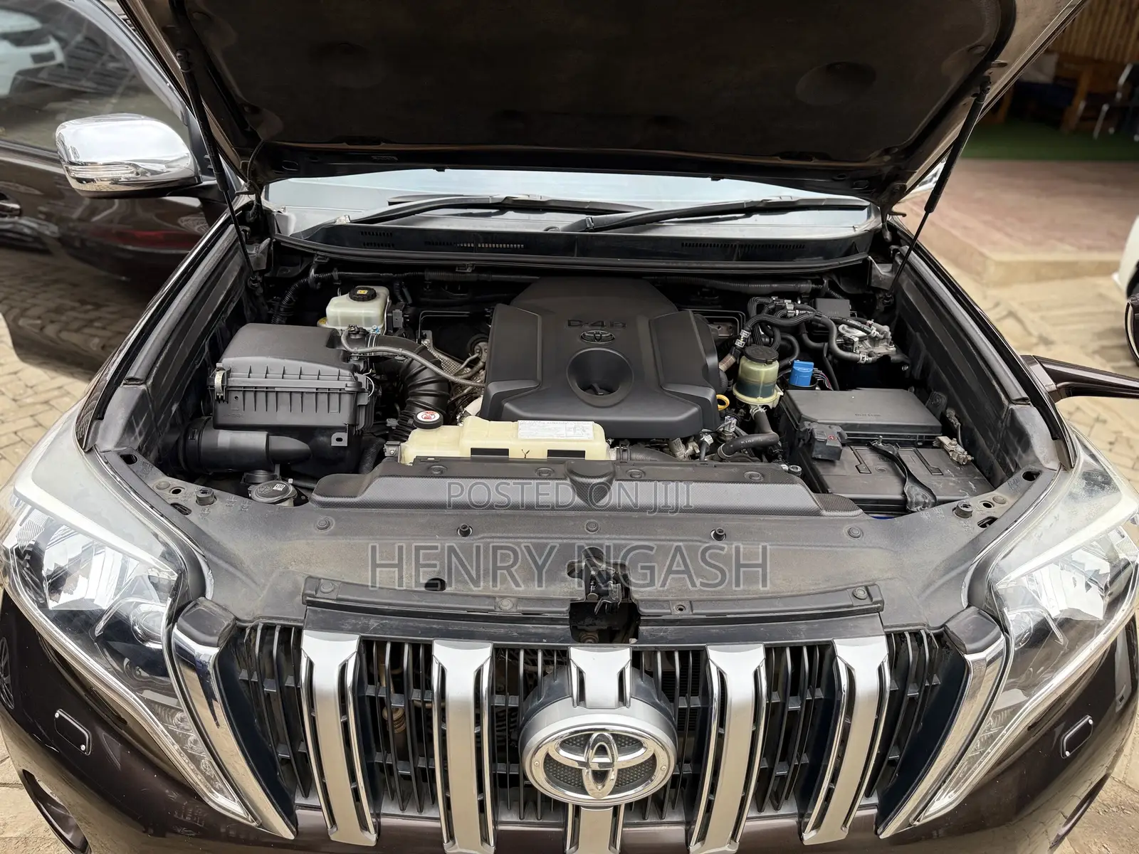Toyota Land Cruiser Prado 2017 Brown