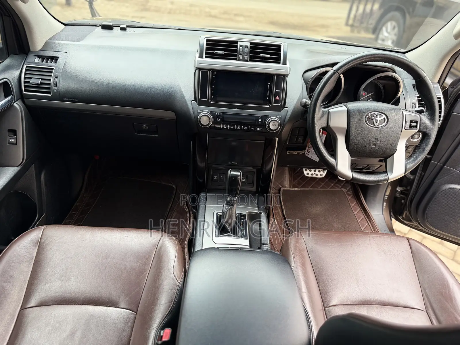 Toyota Land Cruiser Prado 2017 Brown