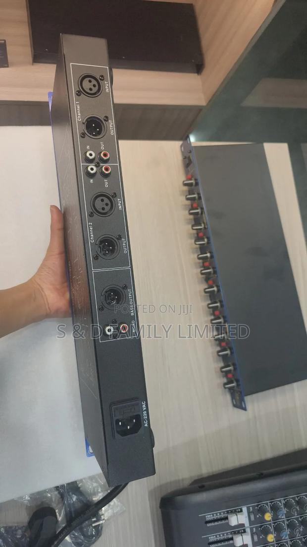 DBX EX-4000 Exxiter Unit - thumbnail 3