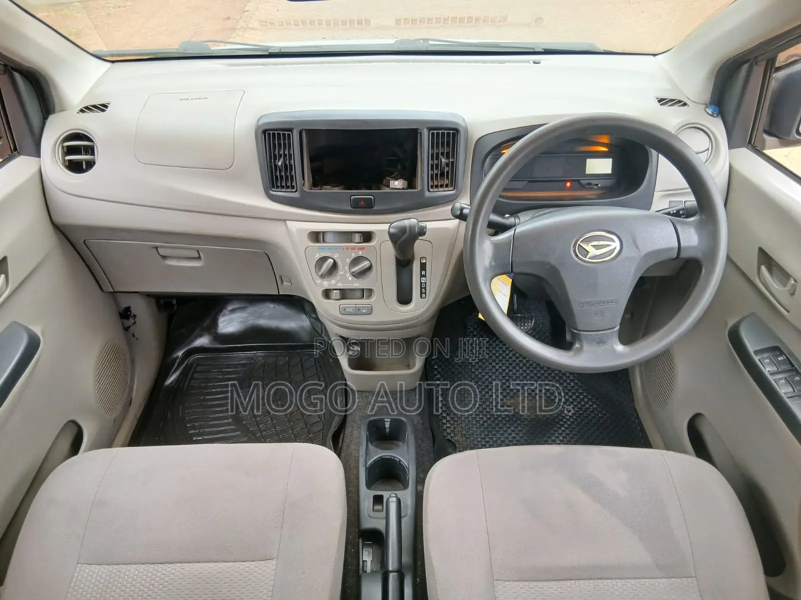 Daihatsu Mira 2014 Silver