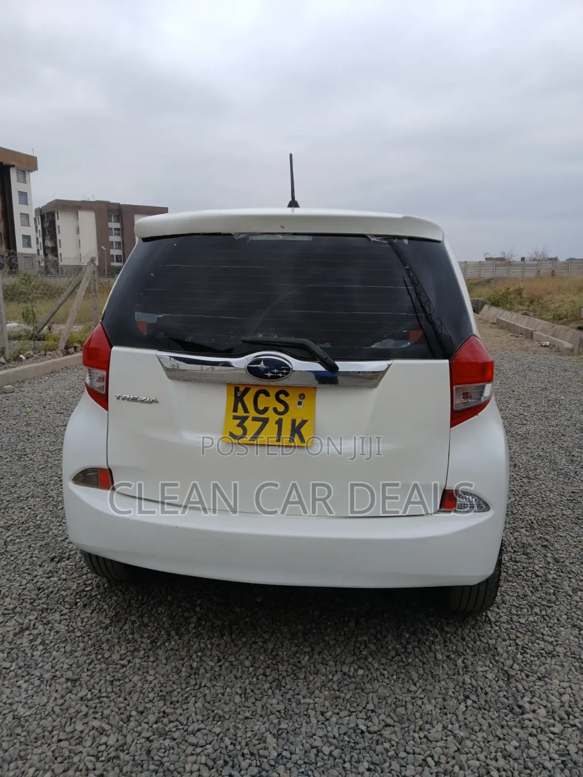 Subaru Trezia 2011 White