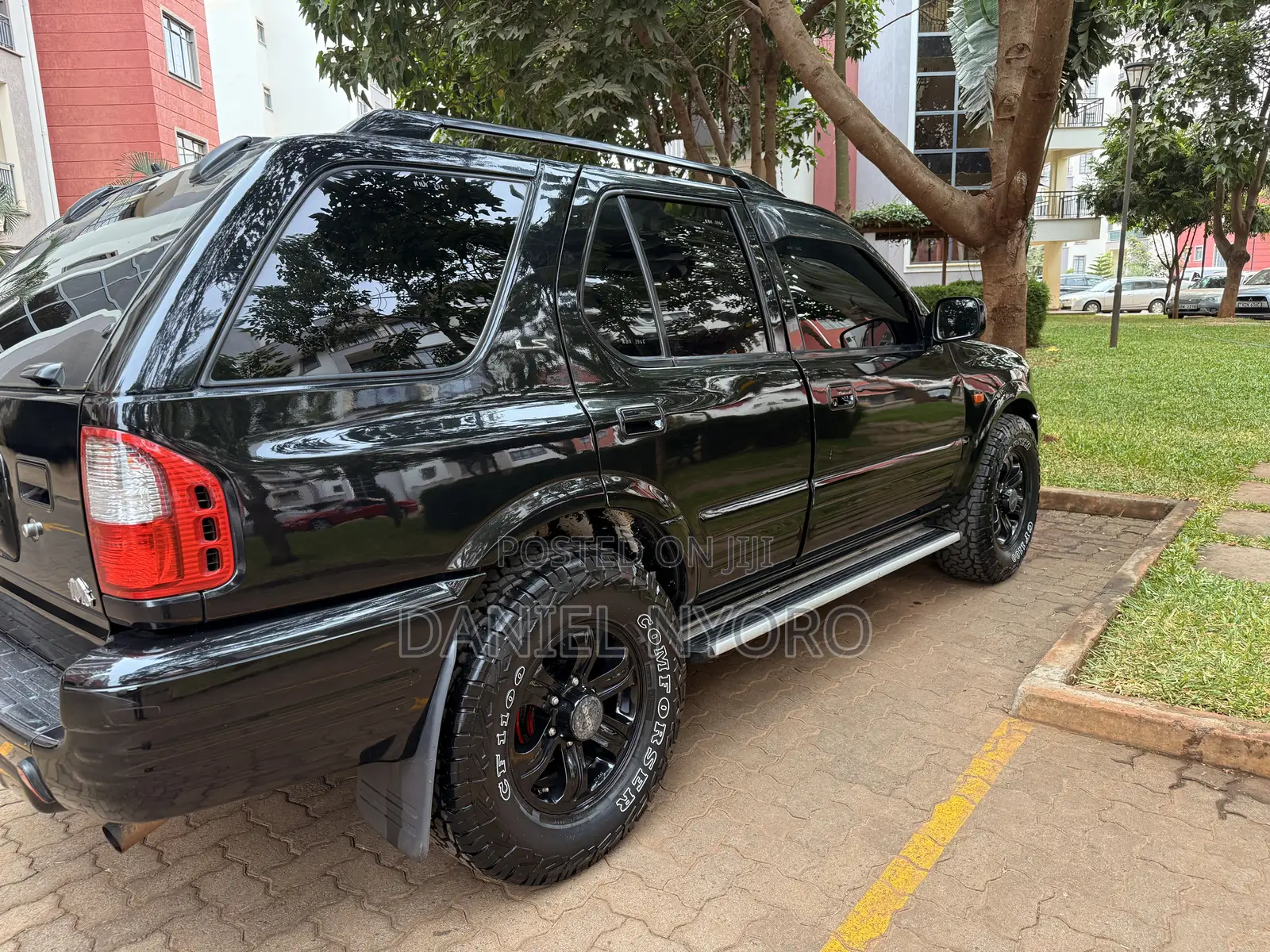 Isuzu Rodeo 2002 Black