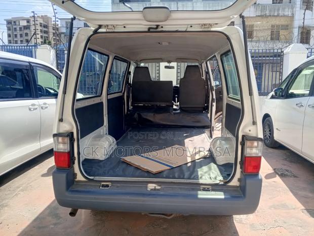 Mazda Bongo 2013 White - thumbnail 5