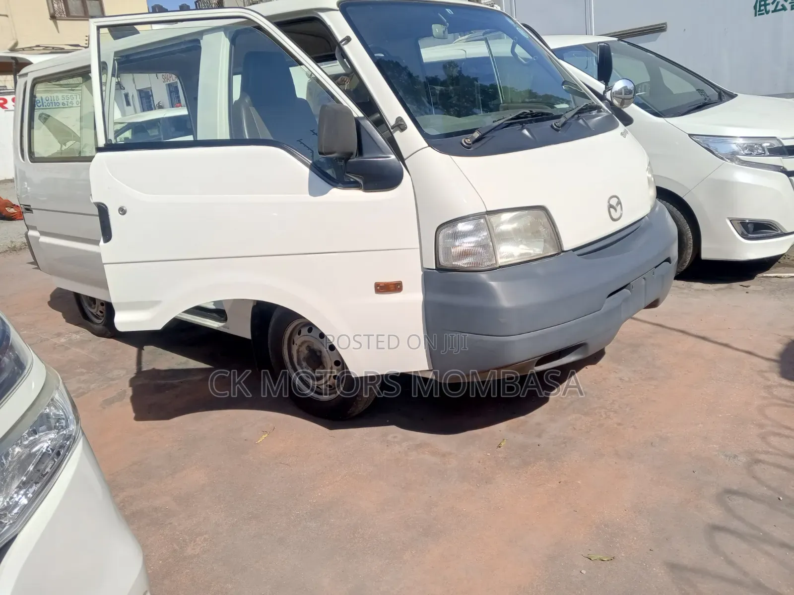 Mazda Bongo 2013 White
