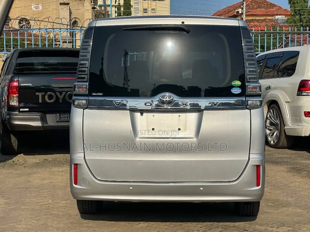 Toyota Voxy V 2WD 8-Seater 2020 Silver