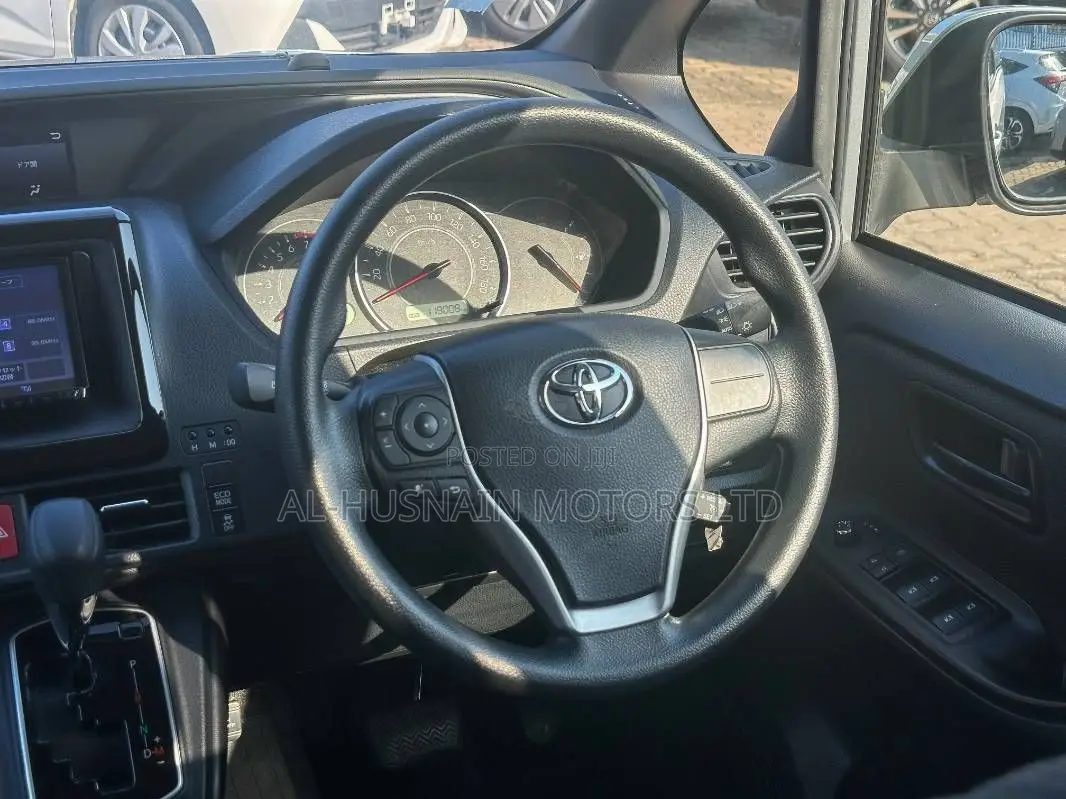 Toyota Voxy V 2WD 8-Seater 2020 Silver