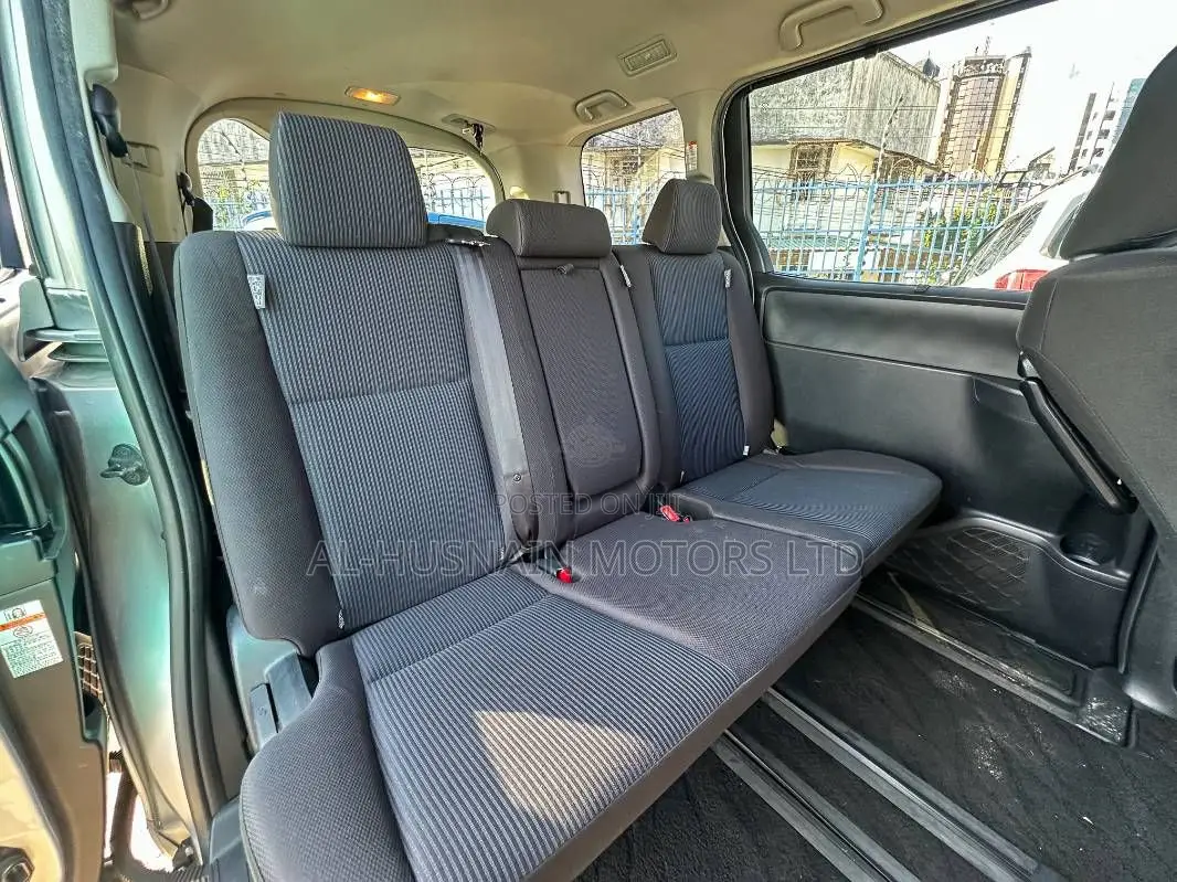 Toyota Voxy V 2WD 8-Seater 2020 Silver