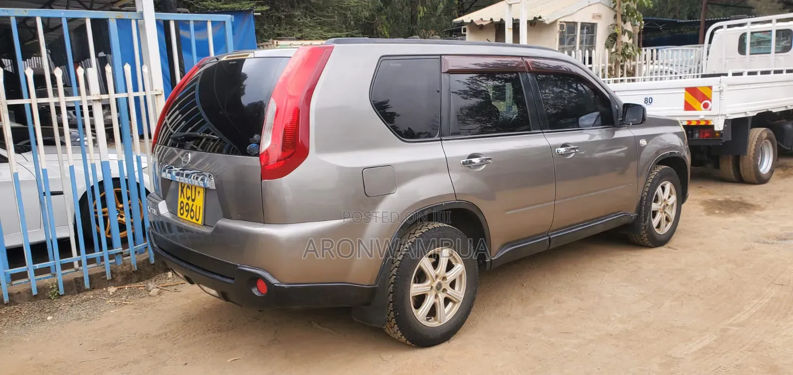 Nissan X-Trail 2011 Silver