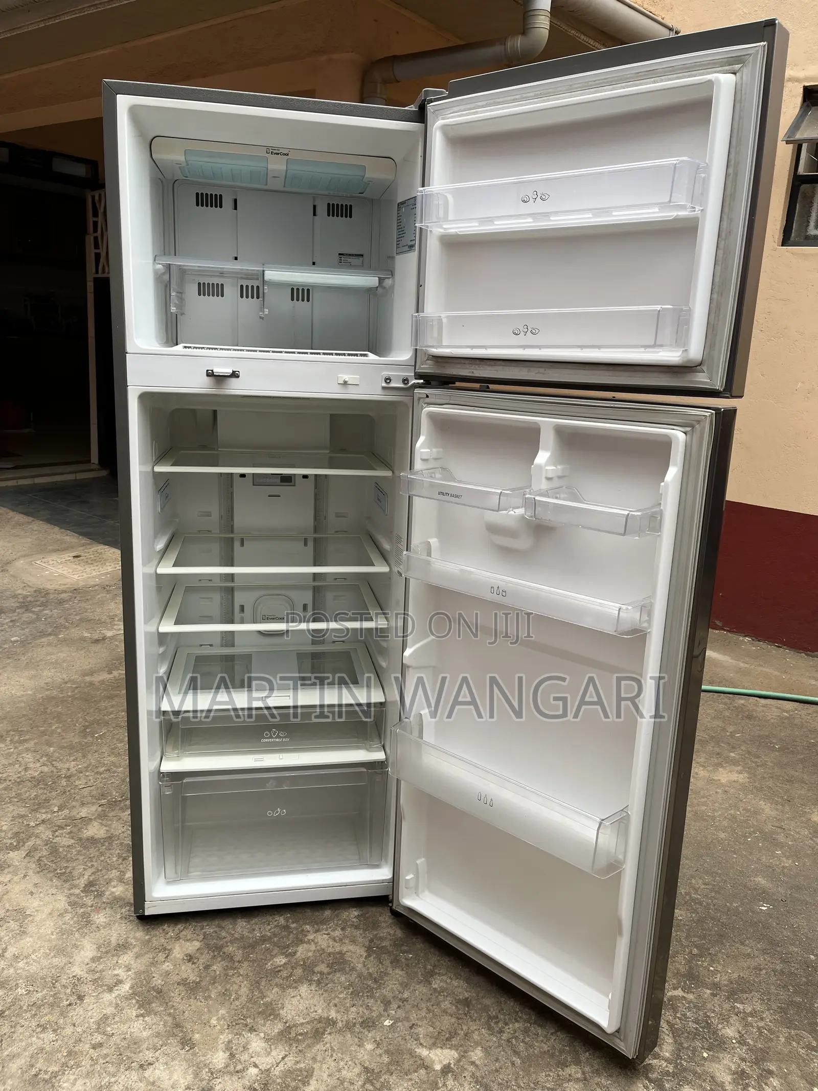 Refrigerator