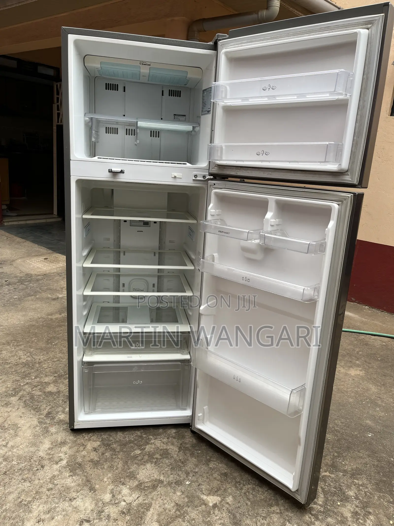 Refrigerator