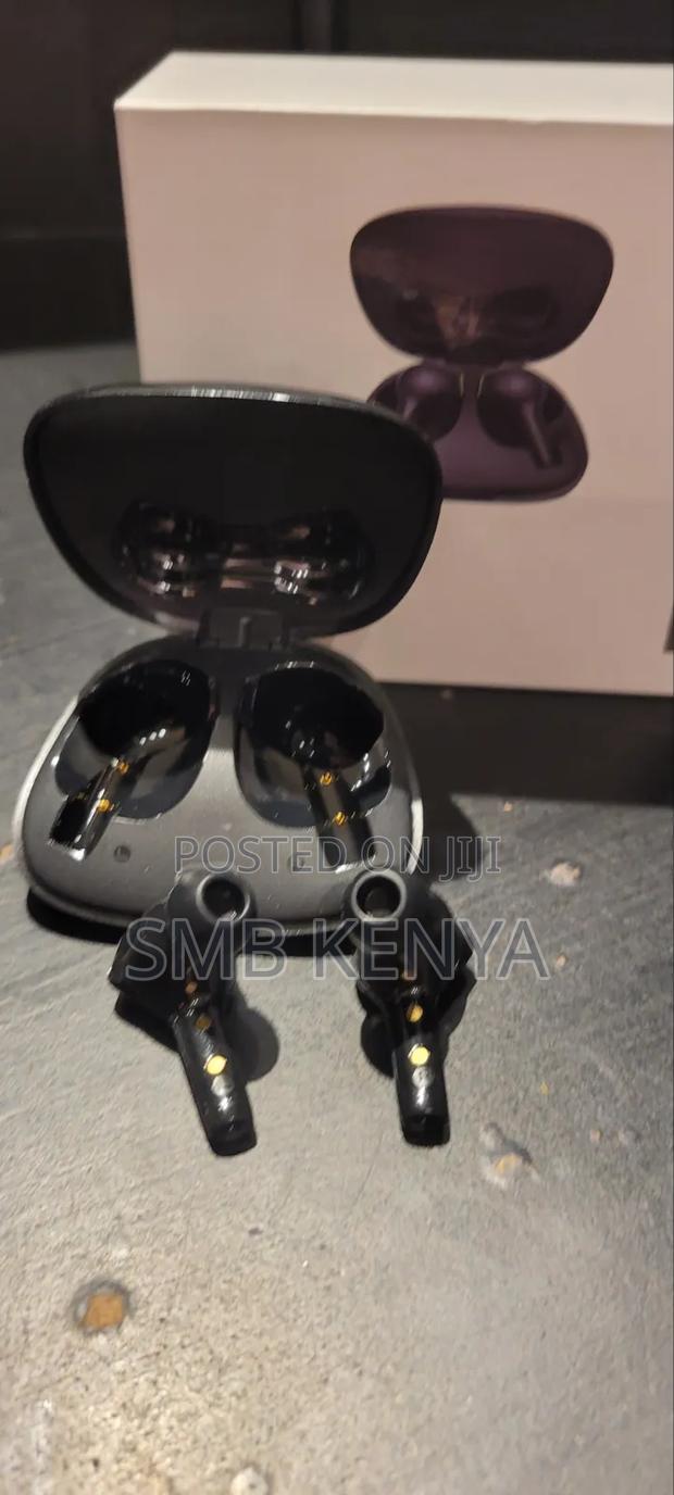 Lenovo HT06 True Wireless Bluetooth Earbuds - thumbnail 4