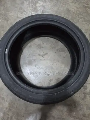 255 /40 R20 Kapsen