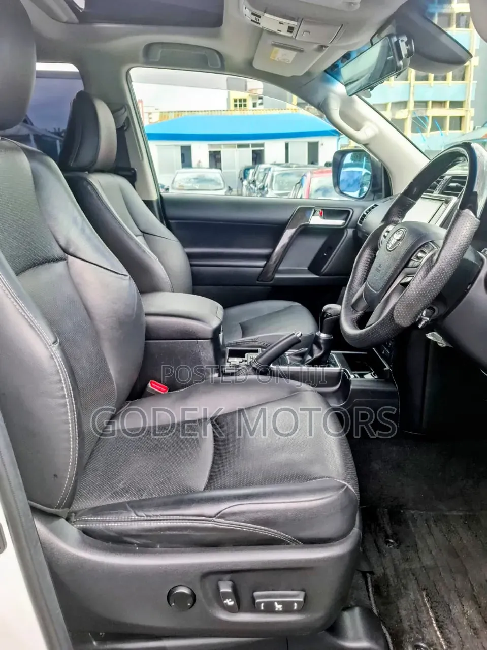Toyota Land Cruiser Prado 2021 White