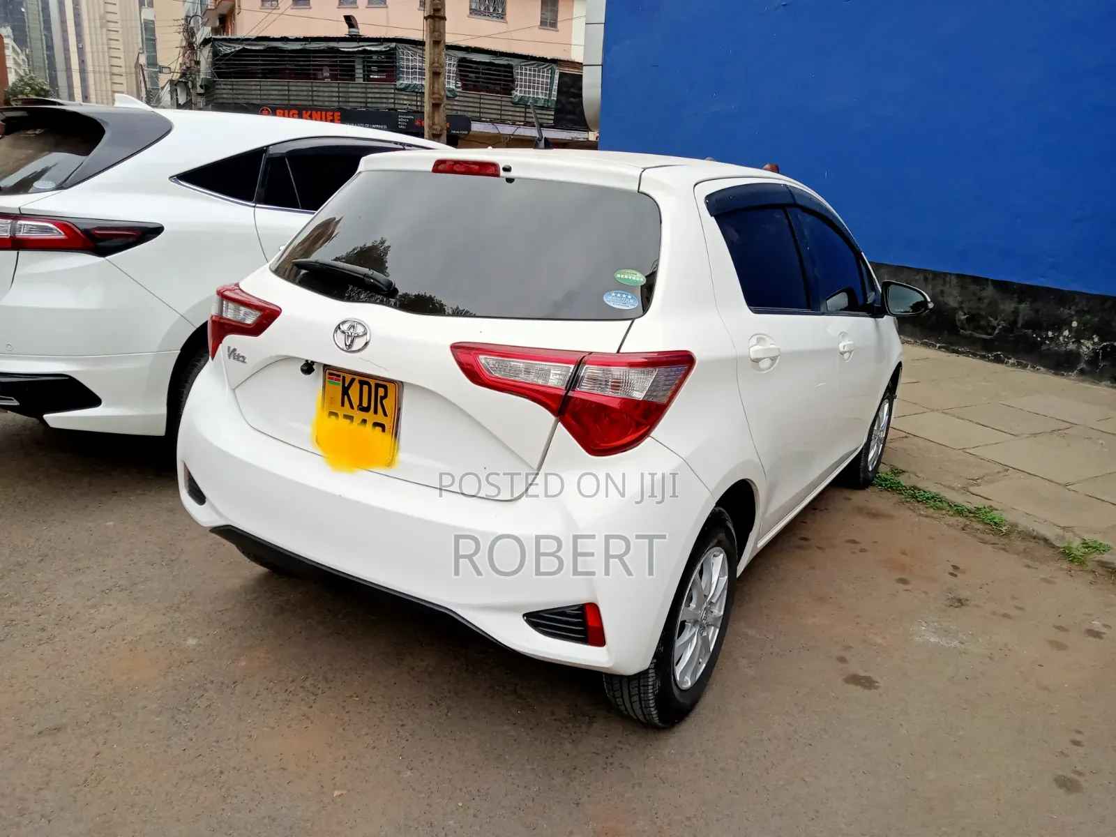 Toyota Vitz 1.3 FWD 5dr 2017 White