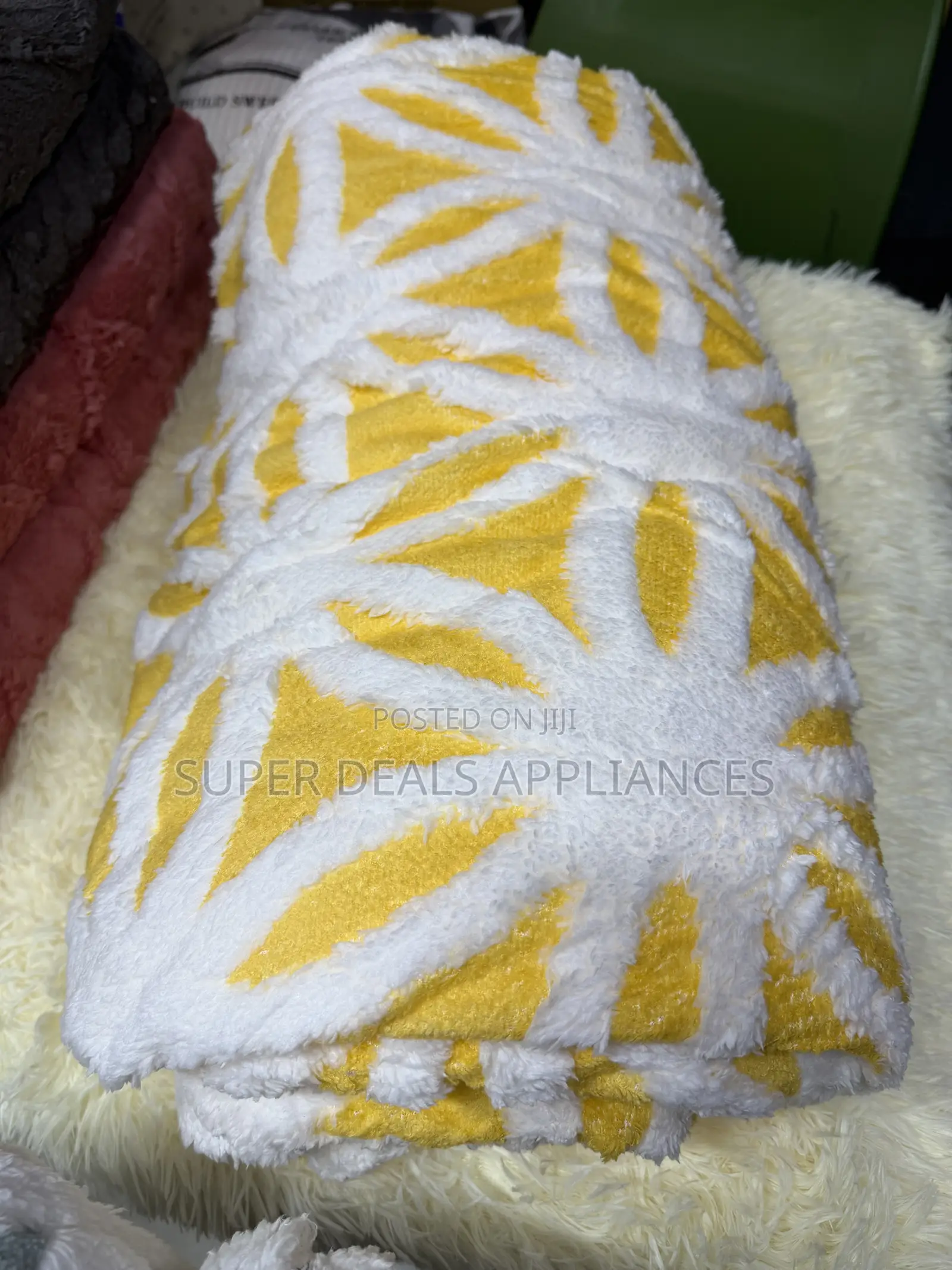 Floral Sharper Fleece Blanket