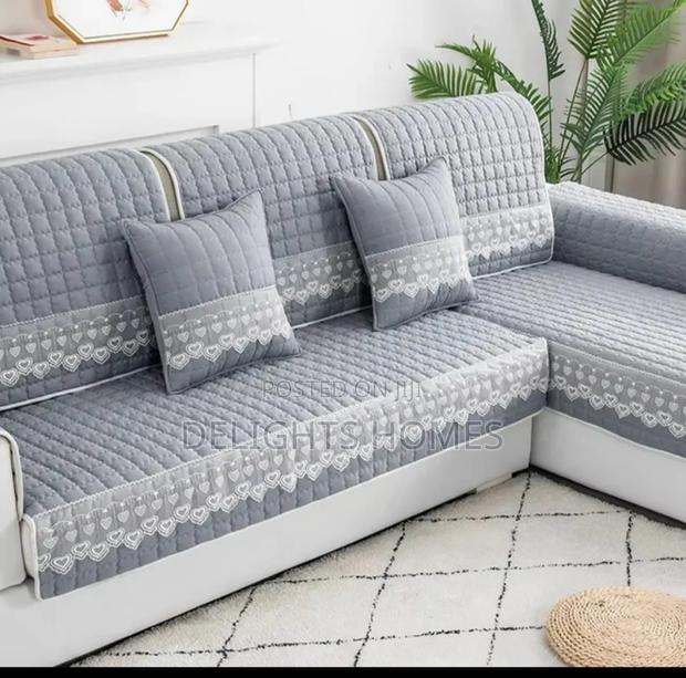8 PCS Sofa Pad Non Slip Covers_sc - main view