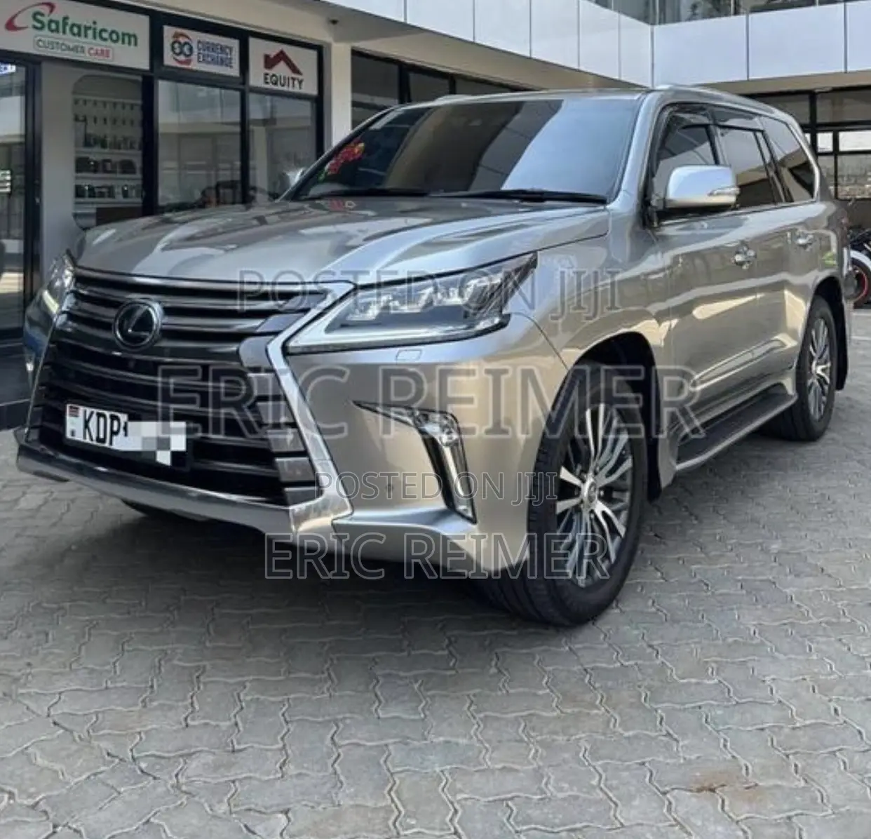 Lexus LX 570 AWD 2017 Silver