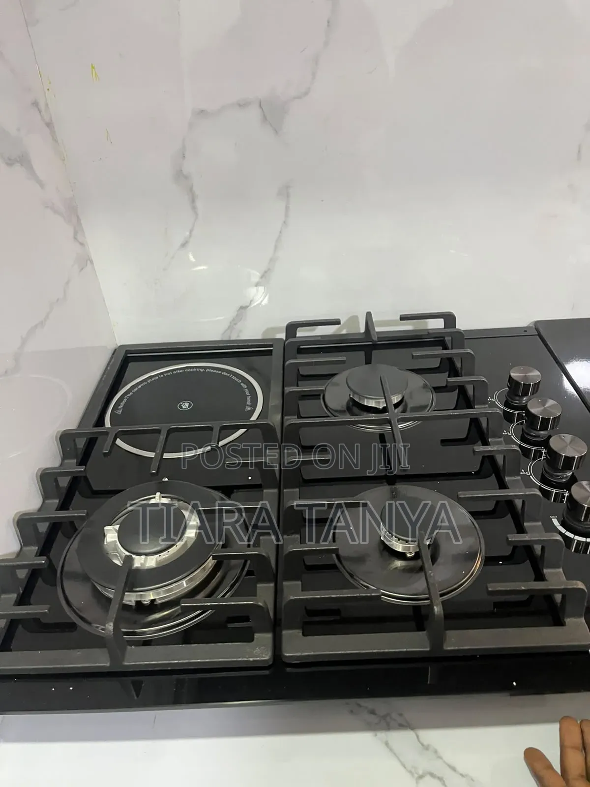 CKS 60cm 3gas and 1 Electric Hob
