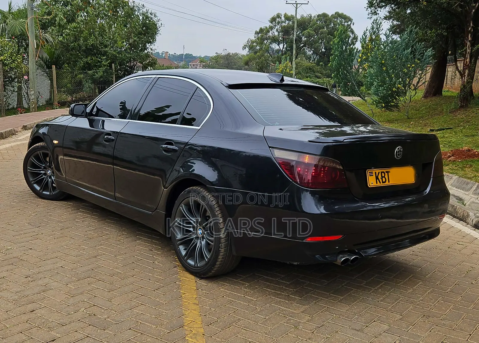 BMW 520i 2004 Black