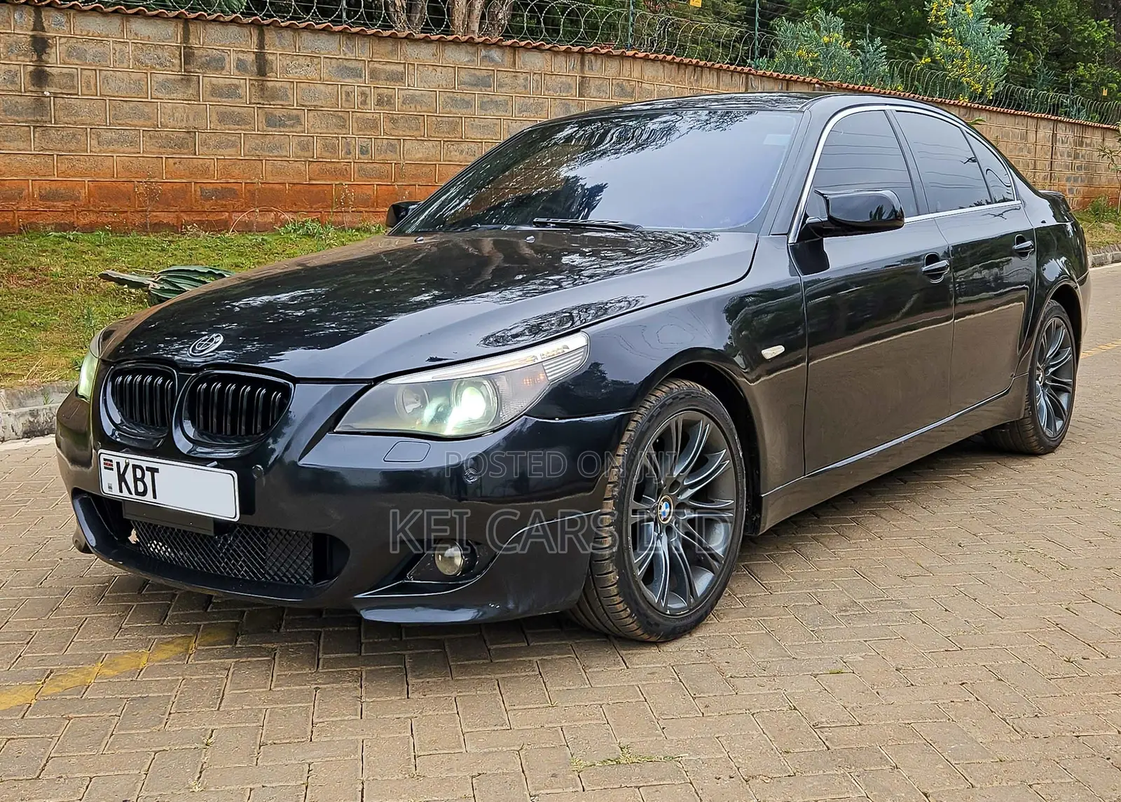 BMW 520i 2004 Black