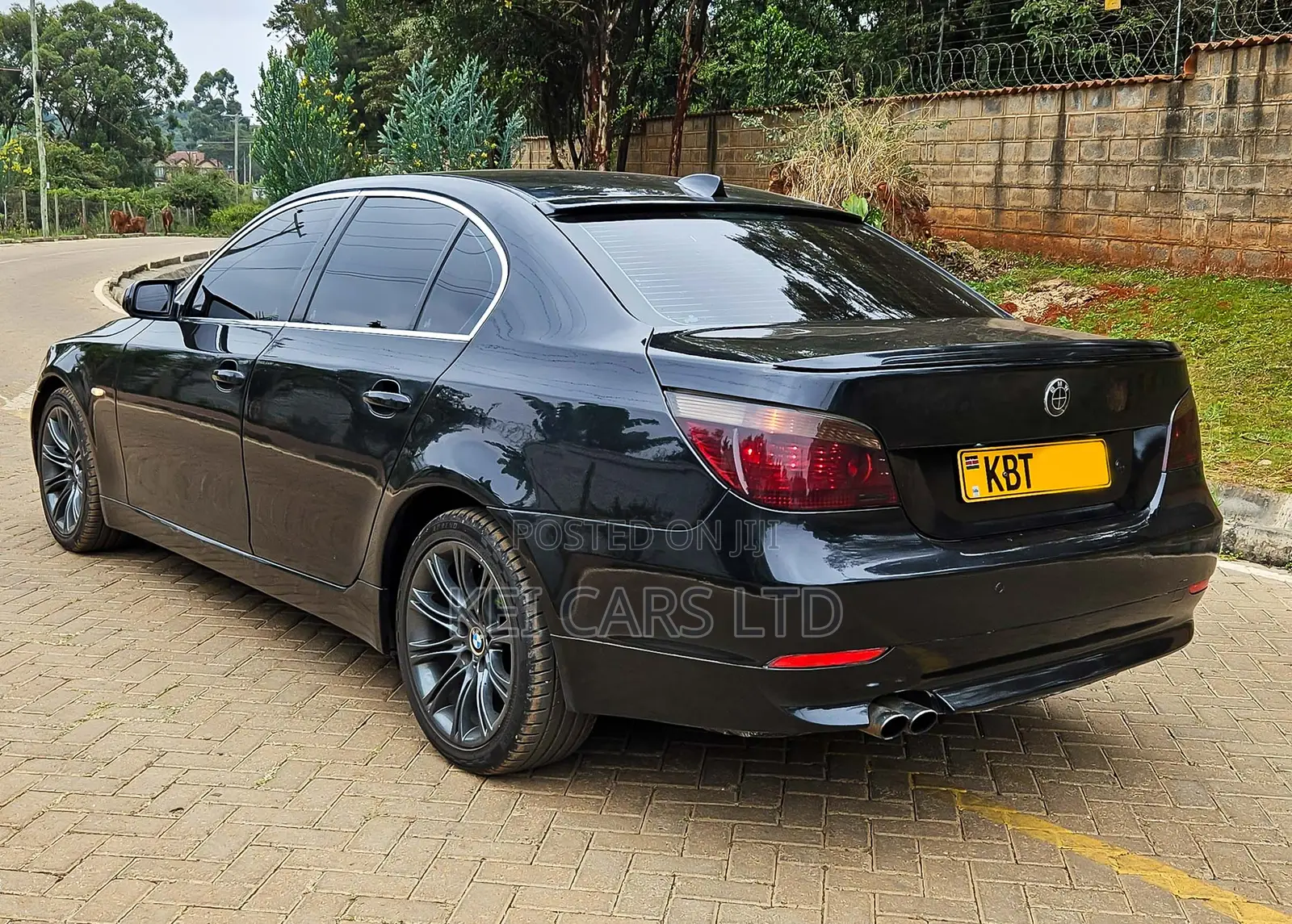 BMW 520i 2004 Black